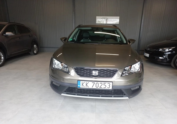 Seat Leon cena 64700 przebieg: 95765, rok produkcji 2015 z Włoszczowa małe 742